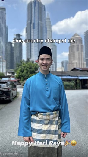 Navito🇯🇵Halal Food Guide on Instagram: "I started my journey as a halal travel content creator in March 2023. At the beginning, no one really trusted me. There were many times I wanted to quit. I went through difficult moments and even questioned myself — “Why am I working this hard for Muslims?” Sometimes I couldn’t even understand my own actions. But as I kept going, I met incredible people. Slowly, more and more people began supporting what I do. I am still not Muslim. But my desire to supp