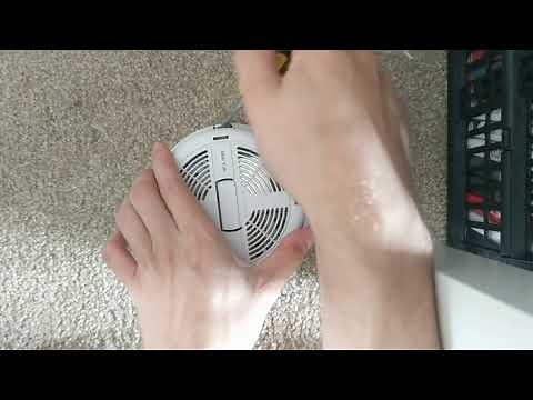How to open and close the Deta 1151 smoke alarm