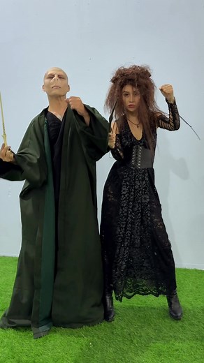 Bellatrix và Voldemort Cosplay tại Việt Nam | Quỷ Nhanh Shyn #Halloween 2023