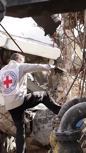 Even in times of change and uncertainty, the Fundamental Principles continue to guide the work of the International Red Cross and Red Crescent Movement in all circumstances. At their core is the principle of humanity. Our mobile surgical team in Africa shares more👇🏽 | International Committee of the Red Cross