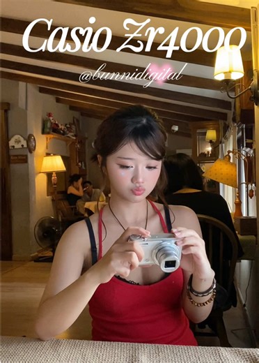 Casio Zr4000 💕🐰 Màu ảnh siu nét siu trắng hồng có màn lật cực tiện 📸 IG:bunni_digital #viral #fyp #camera #casio #vintage