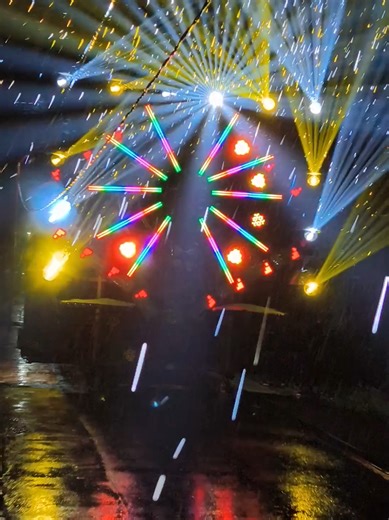 Dancing Lighting Show by Vino Lighting