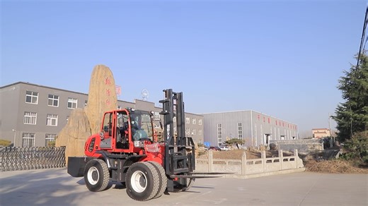 All Terrain Forklifts Trucks 4x4 Forklift 2.5 Ton 3 Ton 5 Ton Lifting 6m Self Loading Diesel Forklift Sales