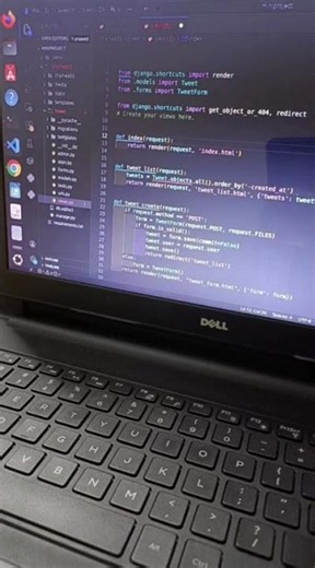 What is Python? Explained in 40 Seconds 🐍 #python #coding #shorts