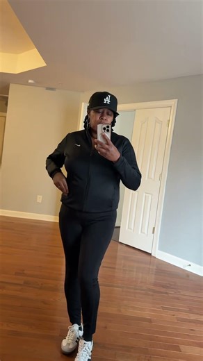 This is your sign to keep going 👇🏾‼️