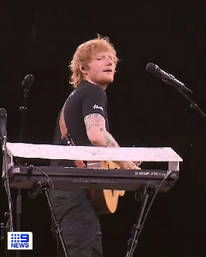 More than 60,000 fans turned up for superstar Ed Sheeran's performance at Adelaide Oval last night. The rain didn't dampen the spirits of the thousands gathered to watch the only South Australian performance by the singer. #9News | WATCH LIVE 6pm | 9 News Adelaide