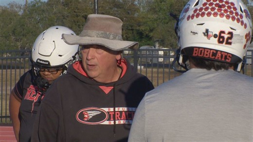 Refugio set take on Joaquin's "old school offense" in state semis