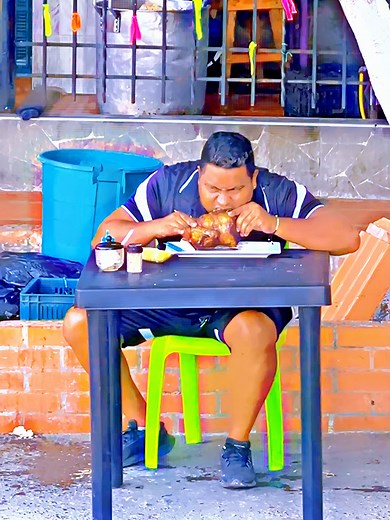 Hilarious Chicken Prank That Will Crack You Up!