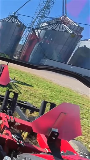 Brian Brown on Instagram: "They asked about inline rippers. Unlike tillage rippers, these minimize disturbance while fracturing compaction. This leaves residue on top. #inlineRipper #tillage #compaction #farming #agriculture"