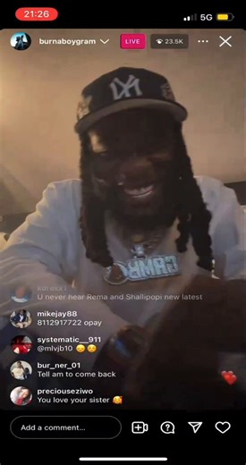 On this day Burna boy was on Live and fans told him “Seyi Vibez” his active. And he was desperate to add him but couldn’t cos he doesn’t know how to operate it😂❤️