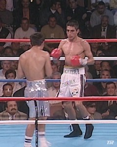 One Of The Greatest Rounds In Boxing History!