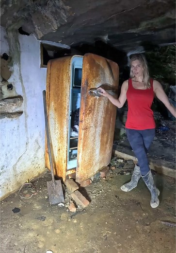Exploring an Abandoned House Hidden in a Cave