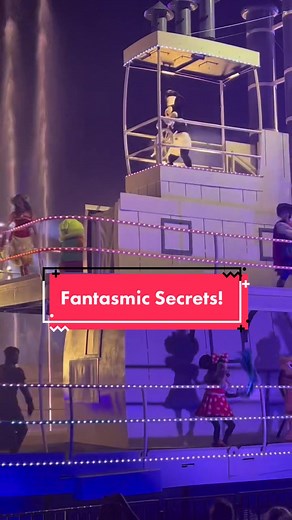 Bagging the Fish at Disney Fantasmic Show