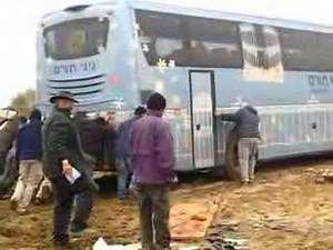 Bus stuck in mud - part 2