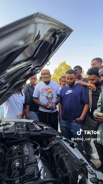 #ethiopian_tik_tok🇪🇹🇪🇹🇪🇹🇪🇹 #fyp #foryoupage❤️❤️ #homelesspeople #carguys #carmeet @skat_nati_zeteharyu @THE LANCER GUY @꧁༒ᴮᴼˢˢ༒꧂ @sofi_bimmer @Nebiyu samson @nappi