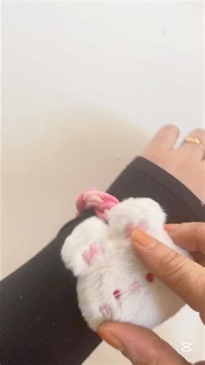 Cute bracelet made with rubberband #shorts