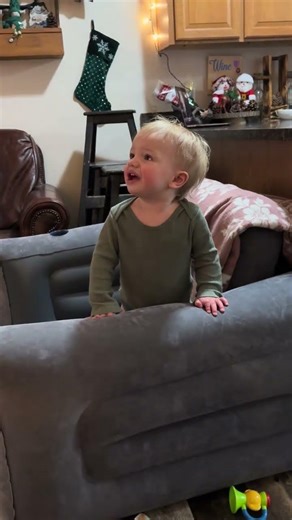 Gideons reaction to dad shaving 😂 momlife heart full ❣️ #momlifeheartfull