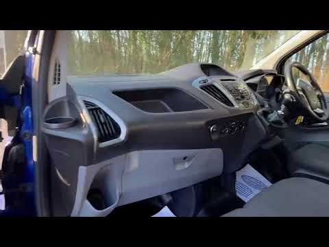 🚐 Introducing the Ford Transit Custom 270 Trend E-Tech – No VAT to Pay 🚐