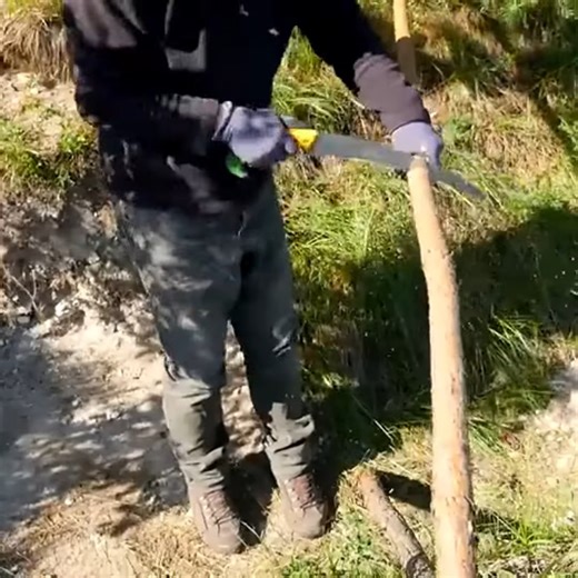 104K views · 2.8K reactions | #Survival #Bushcraft #Outdoor #RaftCamping #PrimitiveSkills | Movie Fan | Facebook