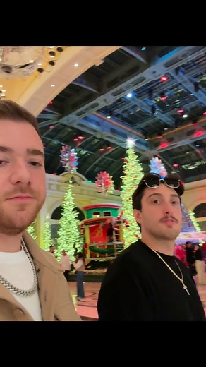 Vookum Vlog: @redbull flew me out to Vegas for their F1 experience. Here’s how day 1 went… #watches #vegas #f1 #vlog | Vookum