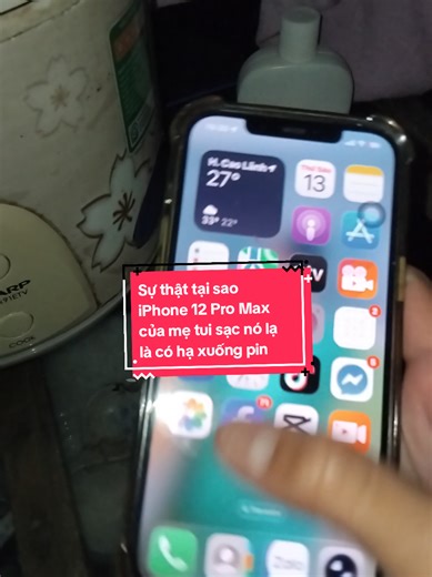 Giải thích hiện tượng iPhone 12 Pro Max sạc pin giảm