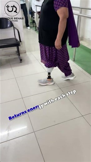 🦿 Walking Naturally Again #prosthetics #ossur #artificiallimbs #uniquerehabsolutions