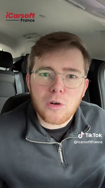 Découvrez la CR MAX : L'outil de diagnostic ultime ! Vous cherchez un outil de diagnostic puissant et intuitif ? La CR MAX est faite pour vous ! Lecture & effacement des codes défauts sur toutes les marques Affichage en temps réel des données du véhicule Fonctions avancées : codage, réinitialisation, régénération FAP et bien plus ! Grand écran tactile pour une navigation ultra fluide Mises à jour gratuites pour rester à jour avec les derniers modèles Que vous soyez passionné d’auto ou pro de la 