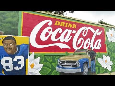 Cuthbert, Georgia - Amazing Historic Town - 1800s Graveyard, Fresh New Murals, 1929 Fire Truck!