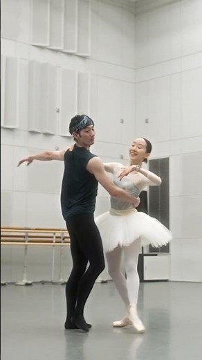 新国立劇場バレエ団『シンデレラ』リハーサル映像（米沢 唯・渡邊峻郁）| National Ballet of Japan - Cinderella #shorts