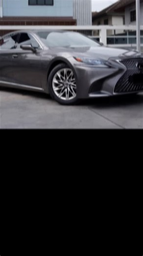 UsedcarbyT79 on Instagram: "LEXUS LS350 Luxury ปี 2019 💰 ราคาพิเศษเพียง 3,290,000 บาท . 📌 เลขไมล์แท้เพียง 60,000 KM 📌 รถออกศูนย์ LEXUS THAILAND 📌 ประวัติศูนย์ครบทุกระยะ 📌 เจ้าของเดิมดูแลดี รถพร้อมใช้งาน 📌 Book Service + กุญแจสำรองครบ 2 ดอก . 🔸 เครื่องยนต์เบนซิน V6 3.5L 318 แรงม้า 🔸 เกียร์อัตโนมัติ 10 Speed Direct Shift 🔸 ระบบช่วงล่าง Adaptive Variable Suspension (AVS) นุ่ม เงียบ ระดับ First Class 🔸 ระบบถุงลมช่วงล่าง ควบคุมไฟฟ้า พร้อม Access Mode 🔸 โหมดการขับขี่ NORMAL / ECO / COMFORT 