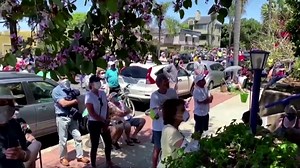 27K views · 314 reactions | San Diego opera singer Victoria Robertson holds Sunday concerts for her neighbors from her front porch. | Reuters | Facebook