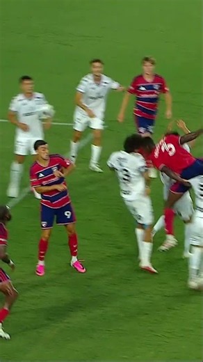 Great save by Guillermo Allison to keep a clean sheet. 🔥