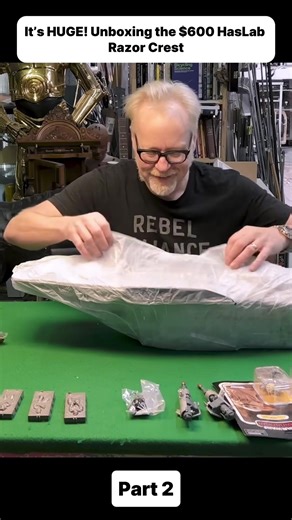 Finally got my hands on the biggest Razor Crest ever made. The detail is absolutely insane! #starwars #mandalorian #razorcrest #haslab #hasbro