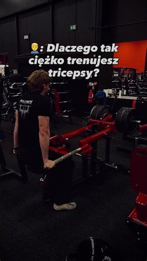 Bo triceps to 2/3 ramienia. Chcesz mieć łapy jak karabiny? To trenuj go ciężko jak inne partie