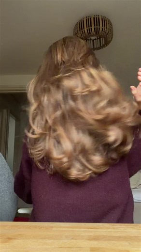 Weekly Hair Care Routine for Beautiful Blowouts