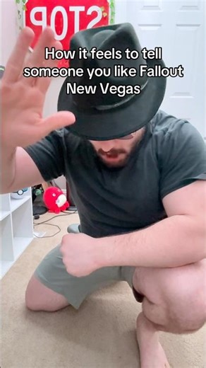 Fallout New Vegas Fans be like 😭