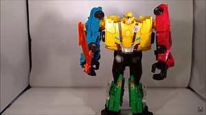 Video Review of Transformers: Robots in Disguise Ultra Bee