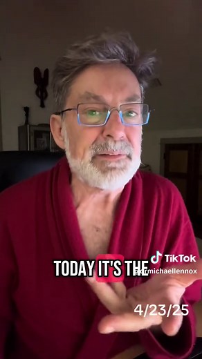DrMichaelLennox (@drmichaellennox) - Venus is VERY active wrapping up. #redrobeastrology #FYP #dailyastrology #astrology101 #astrologer #ForYourPage #horoscope #astrology #astro #venusretrograde #venus