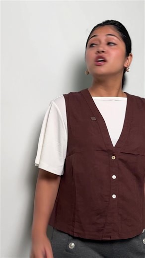 Meet the Frido Ultimate Ultra Slim Sleep Pillow, where cloud-like comfort meets peaceful rest. 🌙 💤 Super soft, supportive core that adapts to you. ☁️ Premium gel-infused memory foam for balanced comfort. 🌿 Luxurious, washable bamboo cover for cool, breathable sleep. 💆‍♂️ Designed to make every night feel restful and relaxed. Sleep deeper, rest better, and wake up refreshed. 🌙 | Frido