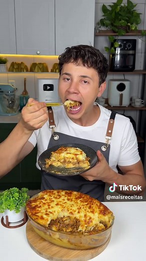 Escondidinho de mandioca com carne de panela — receita fácil