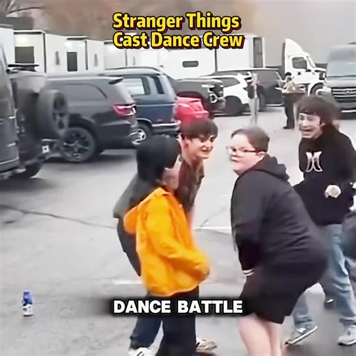Stranger Things Cast Dance Crew Performance