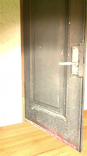 🕷️😱🏃‍♂️ HIDING FROM POU SPIDER — GMOD MAZE ESCAPE!