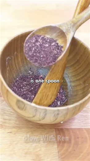 Remove Dark Spots FAST 😱 DIY Skin Brightening Hack!