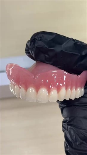 #VocêNasceuParaMudar Mükemmel, Kusursuz Estetik ve Bembeyaz İnci Gibi Dişler Sayesinde Gülüşünüz ile Çevrenize Işık Saçın 😊 ✅IMPLANT TEDAVİSİ ✅ZİRKONYUM KAPLAMA ✅PORSELEN KAPLAMA ✅YAPRAK LAMİNA ✅PROTEZ DİŞ ✅KANAL TEDAVİSİ ✅DİŞ BEYAZLATMA ✅️Hollywood smile ✅️Ve diğer işlemler Perfect, Flawless Aesthetics and Purely White Shine Light Around You with Your Smile Thanks to Your Pearl-Like Teeth 😊 A Dental Clinic That Will Be Very Friendly to You We are waiting for you at Çaya with our free treats �