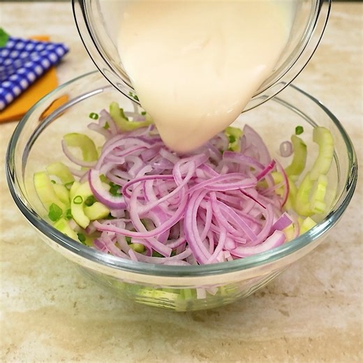 The best way to eat cucumber, keep it fresh and crunchy. Delicious food | Cookery Recipes