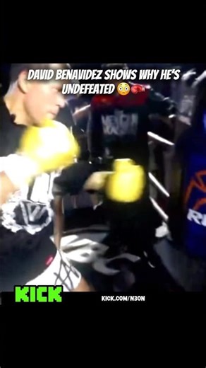DAVID BENAVIDEZ SHOWS WHY HE'S UNDEFEATED 😳🥊 #n3on #davidbenavidez #kickstreaming #shorts #viral
