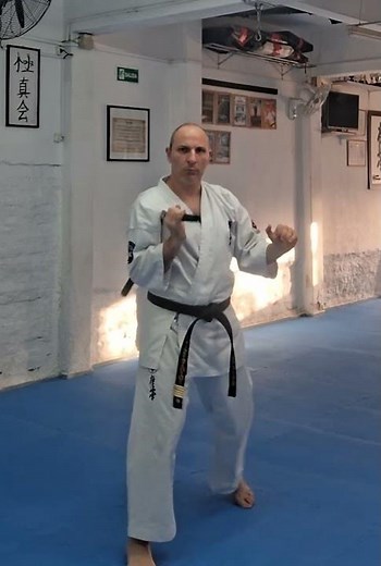 Práctica de Nunchaku #karate #kyokushin #viral #shorts #nunciatura #martialarts