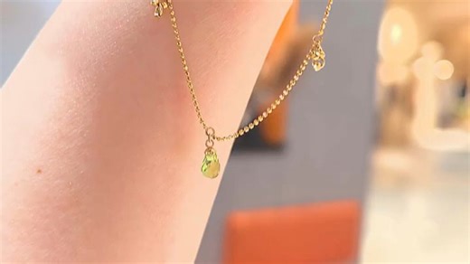FENS小清新橄榄石项链，点亮你的每日造型