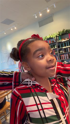 RUSH on Instagram: "Teaching the kids real Starbucks etiquette. #Starbuckers"