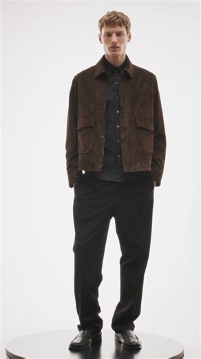 STREET | Layers that shape the day. Discover the coats collection in store and at massimodutti.com | Massimo Dutti